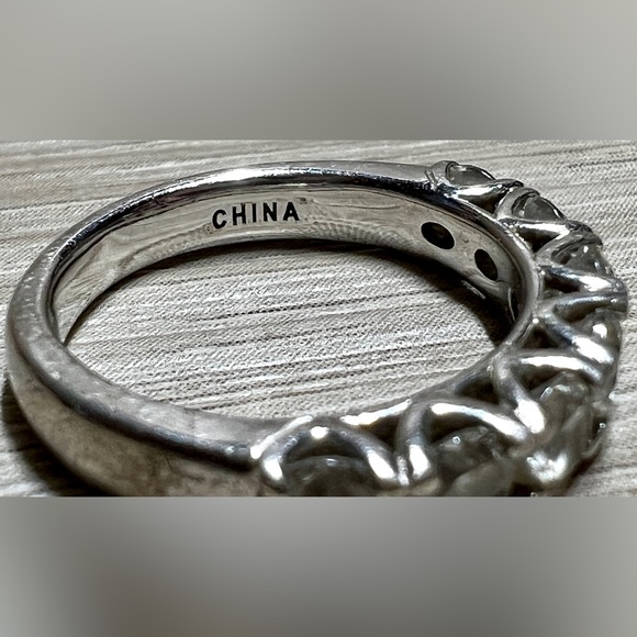 Designer Signed Victoria Wieck Sterling Silver Cubic Zirconia Band Ring, Size 5 - Picture 9 of 12